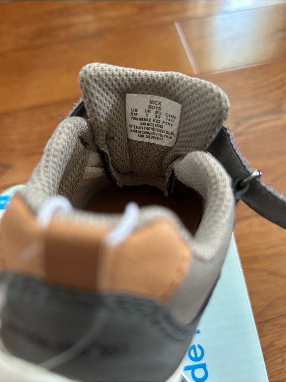 Stride Rite 360 Nick Gray Sneakers with Hook-and-Loop Strap Toddler Boy 6 NWT - Picture 6 of 6